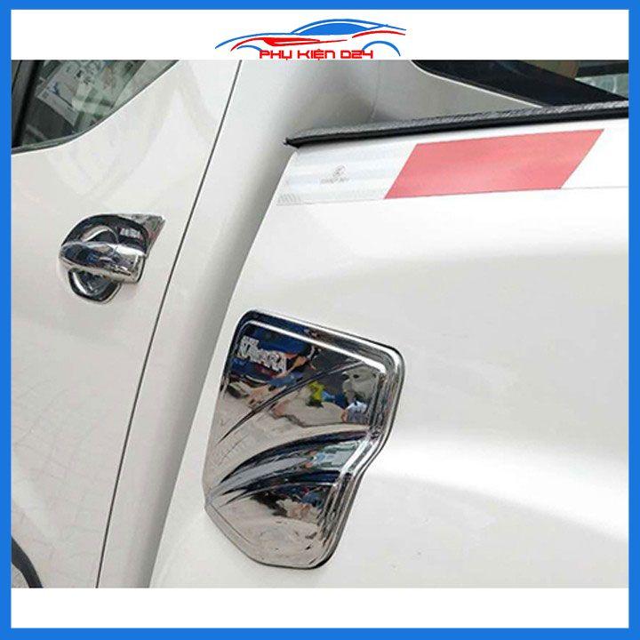 Ốp nắp bình xăng Navara 2015-2016-2017-2018-2019 mạ crom chống trầy trang trí ô tô