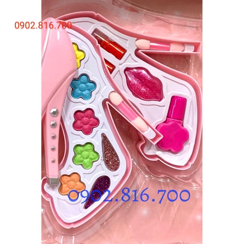 Đồ chơi trang điểm thật cho bé gái hình chiếc giày màu hồng