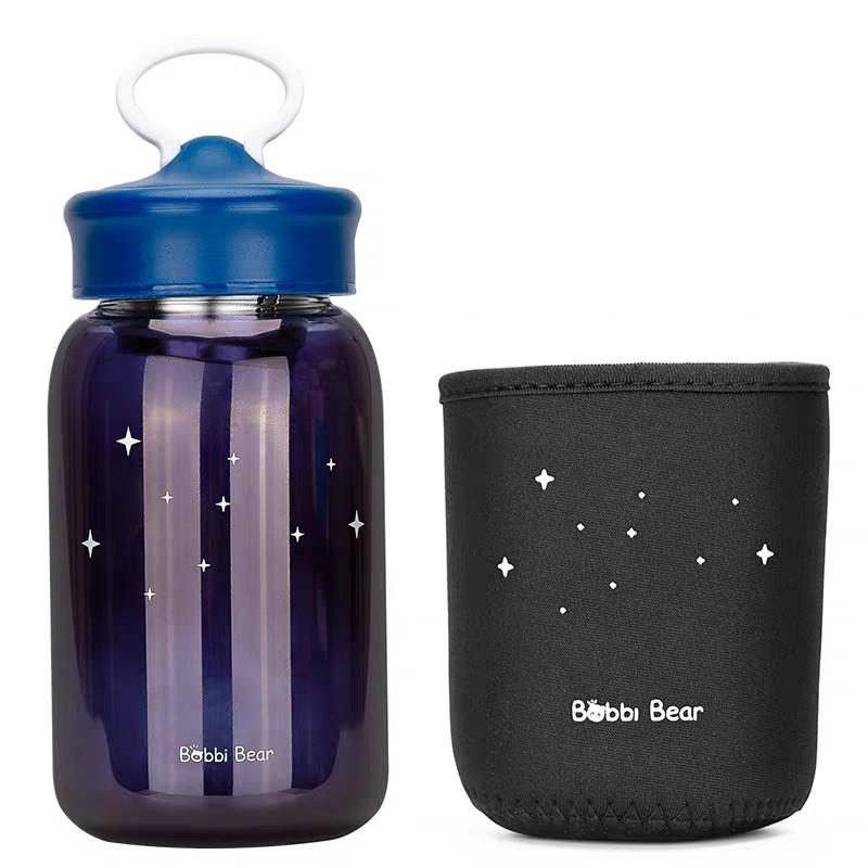 Bình thủy tinh mặt nhám Bobbi Bear có khe để điện thoại 460ml và 600ml