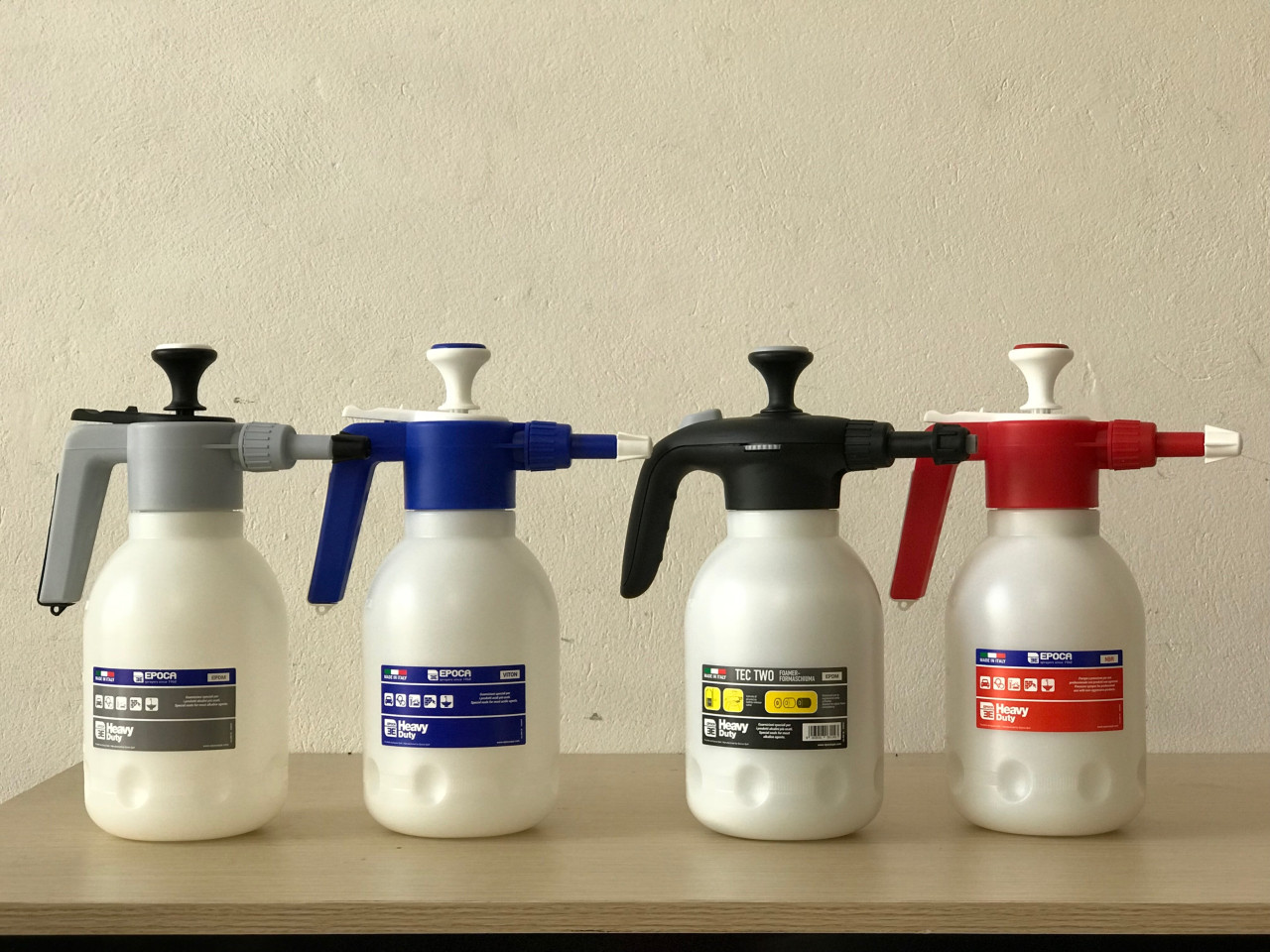 BÌNH TẠO BỌT TUYẾT CẦM TAY EPOCA TEC TWO 2000ml MADE IN ITALY