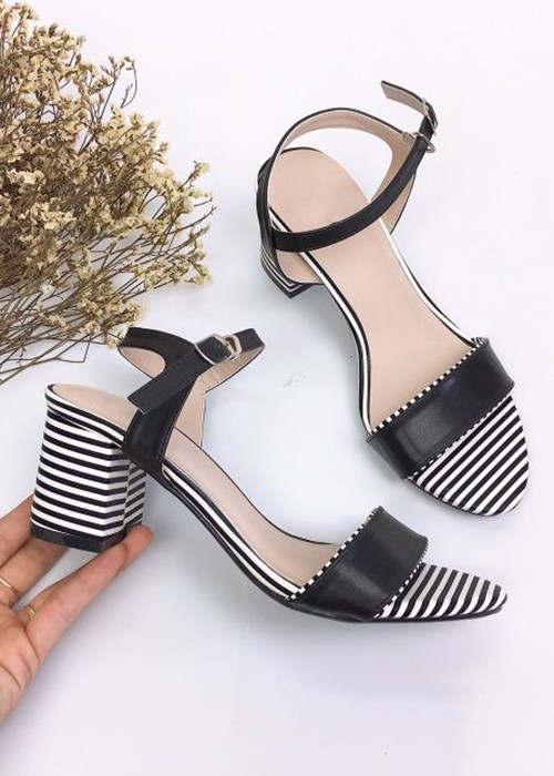 Sandal kẻ sọc trụ 5p 1 quai