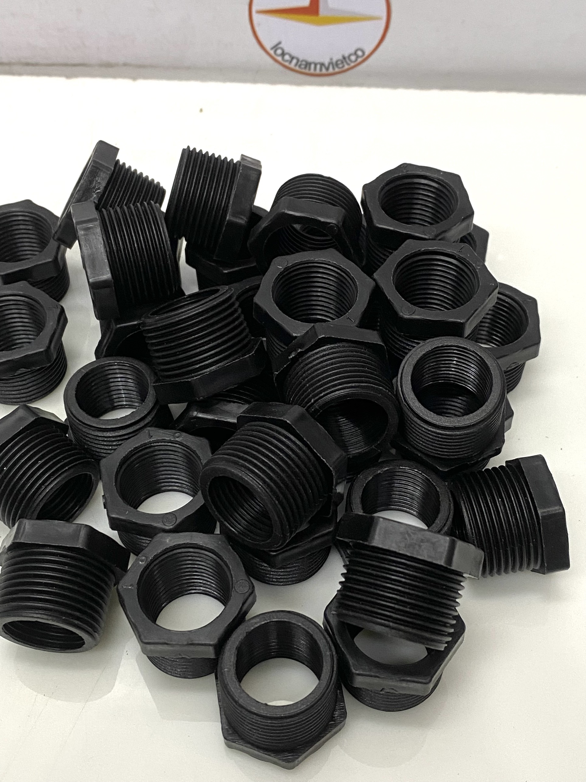 Chuyển bậc ren HDPE( ren ngoài 27 - ren trong 21 )_4 cái