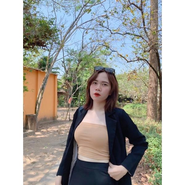 Áo Croptop hai dây không bao giờ hết hotnhẹ nhàng nhưng quyến rũ 6