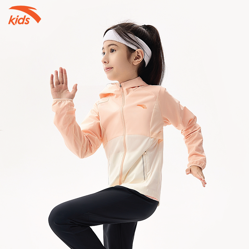 Áo khoác gió bé gái Running Girl Anta Kids W362335660