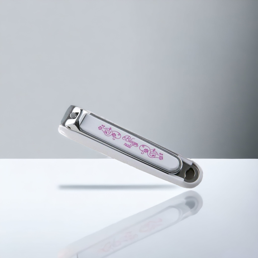 Bấm Móng Tay Inox Hoa Văn Kai Razor 01069-HC3604 Cỡ Lớn