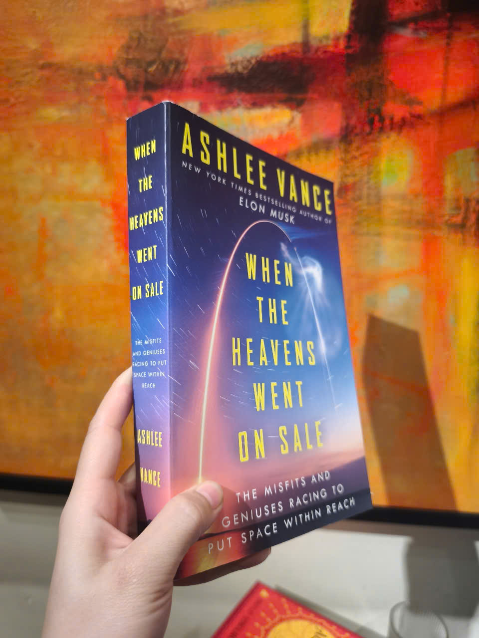 Sách - When the Heavens Went on Sale: The Misfits and Geniuses Racing to Put Space Within Reach by Ashlee Vance/Best Nonfiction/Paperback US