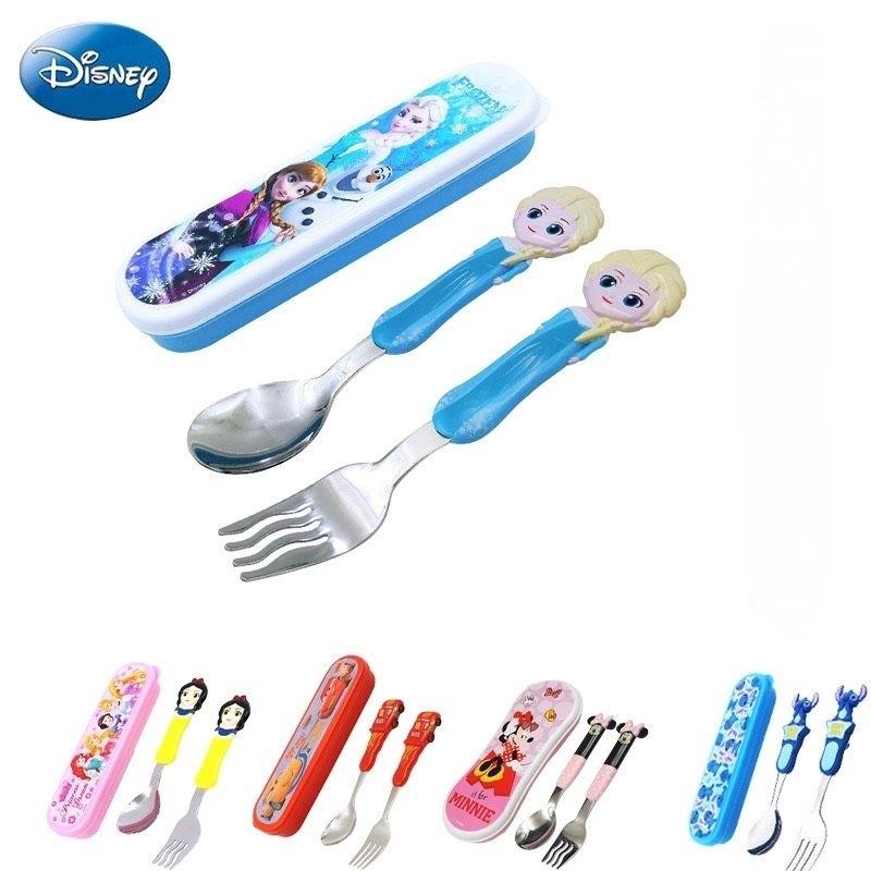 Bộ Thìa và Dĩa ăn inox trẻ em hàng Dlsney có hộp. Hình 3D tươi tắn ,sắc nét