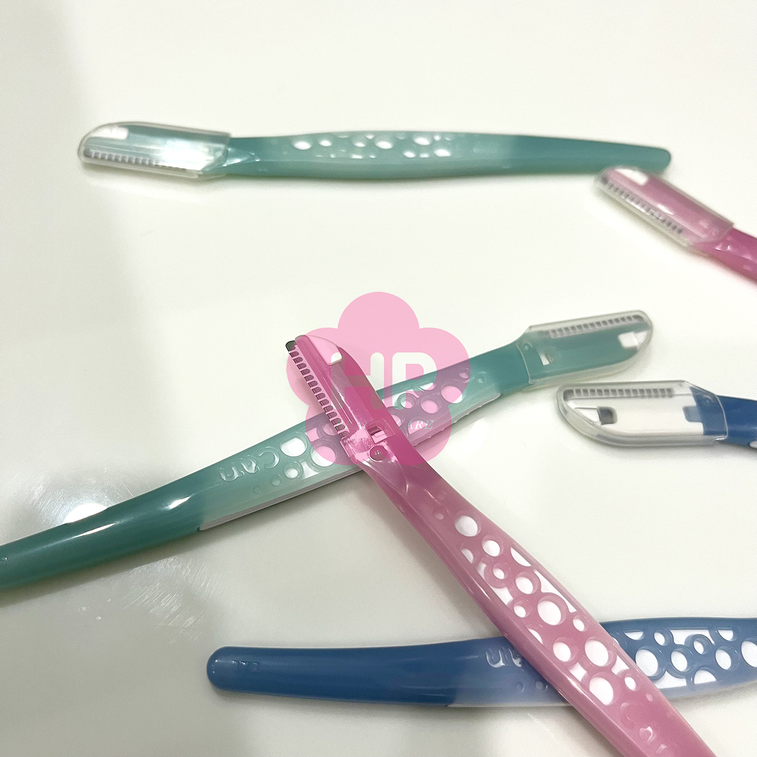 Dao Cạo Lông Mày Lưỡi Thép Có Màng Bảo Vệ Dành Cho Nữ Kai Razor Can Eyebrow 17827 CBM-3P (Set 3 Cây)