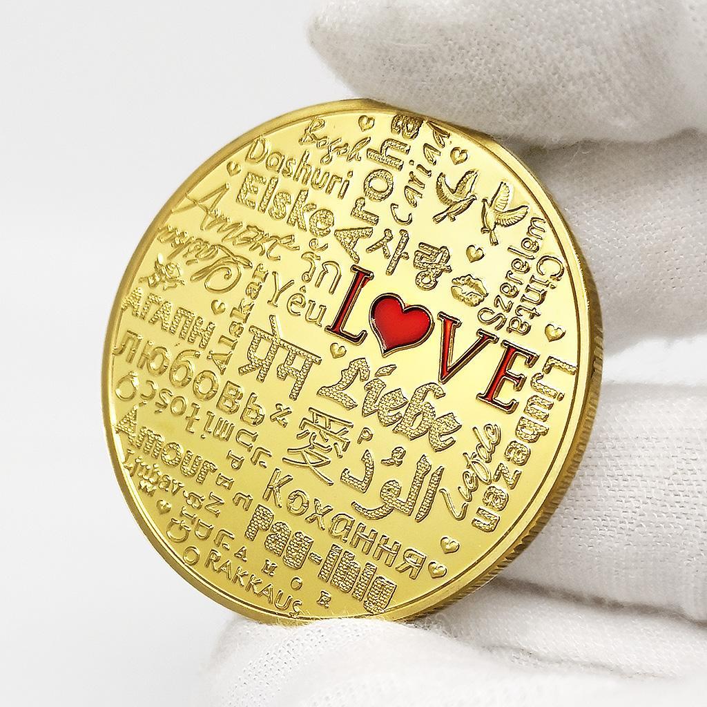 Commemorative Coin, Love Pattern In Multilanguage, Expression Love In World Language Gift For Christmas Wedding Valentine's Day In Gold