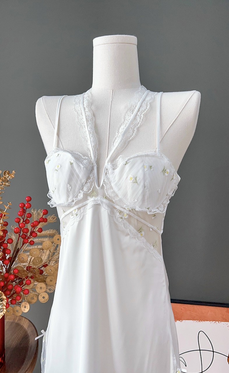 Váy Ngủ Chéo Dây Chữ V Thanh Lịch - B.Lingerie
