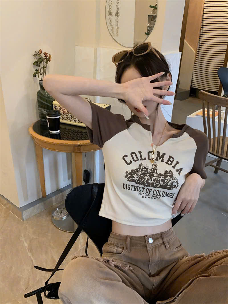 Áo croptop kiểu nữ 2N Unisex COLOMBIA tay ngắn màu be phối nâu