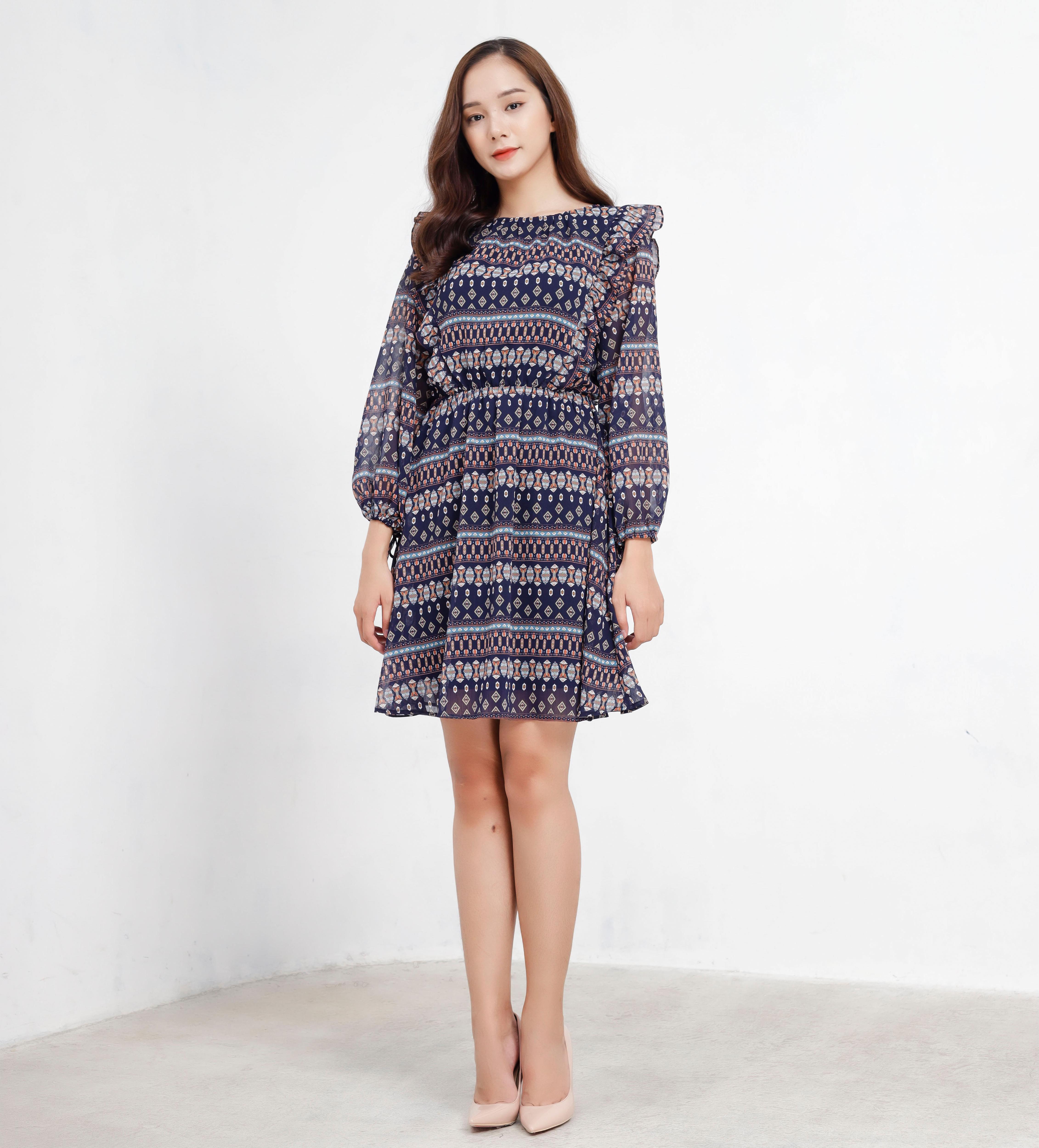Đầm nữ Callia Riley xòe cổ tròn tay dài