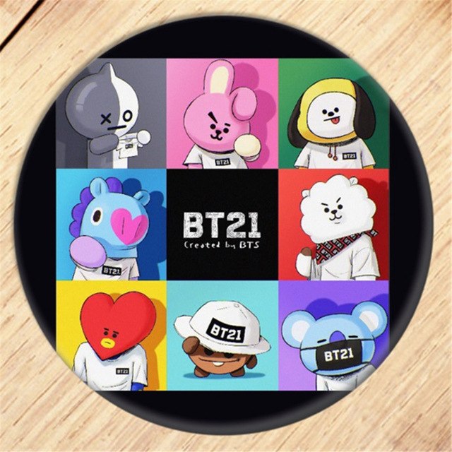 BTS Persona photobook BTS tặng huy hiệu BT21