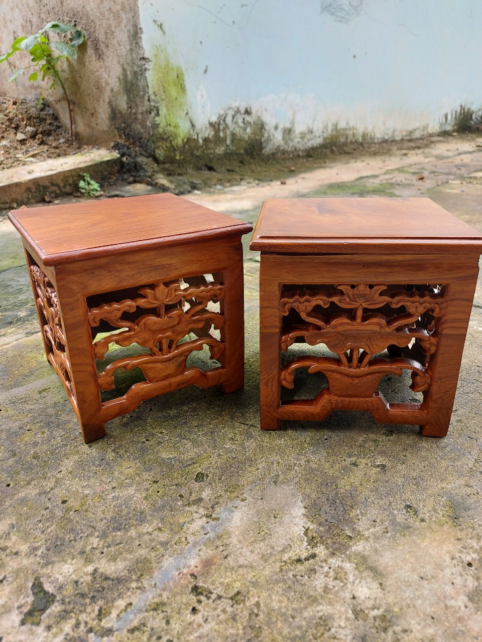 KỶ VUÔNG,ĐẾ BÁT HƯƠNG,ĐÔN GỖ HƯƠNG VUÔNG CÓ HOA VĂN MẶT 14,16,18,20 CM