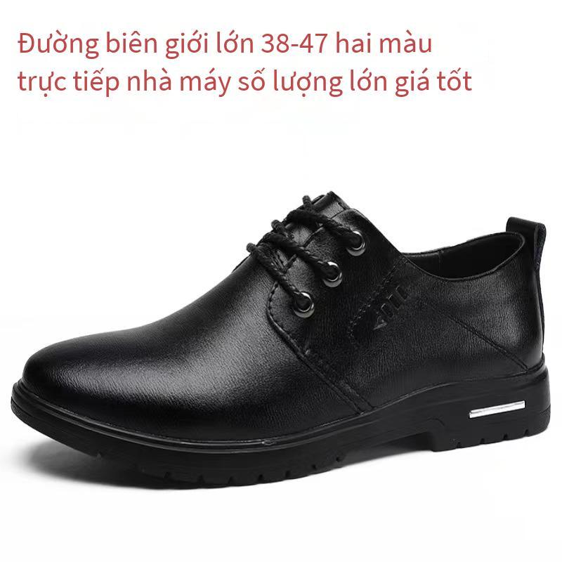 Giày da phong cách mới nhất giày thường giá thấp nhất phù hợp với giày đỏ lưới giày công sở ngoài trời