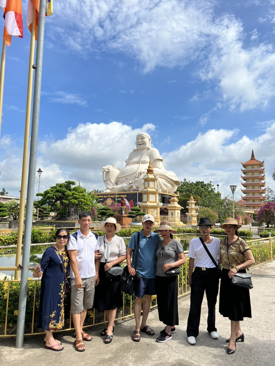TOUR BẾN TRE - CẦN THƠ - CỒN SƠN 2N1D