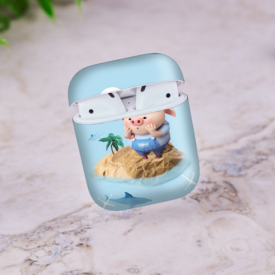 Miếng dán skin chống bẩn cho tai nghe AirPods in hình Heo con dễ thương - HEO2k19 - 048 (bản không dây 1 và 2