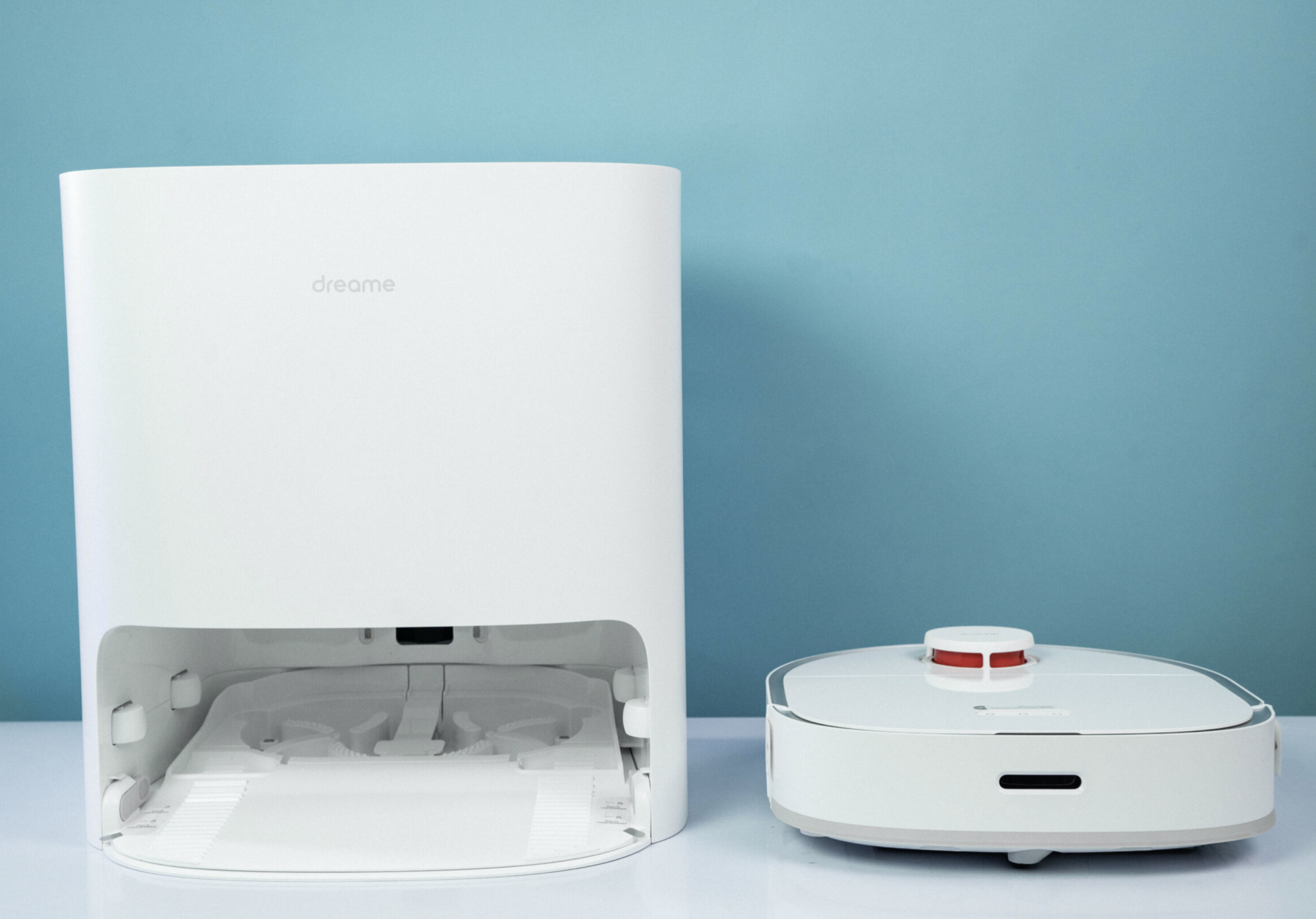 Robot Hút Bụi Lau Nhà Dreame Bot W10 – Tự Động Giặt Giẻ, Sấy Khô - Hàng chính hãng