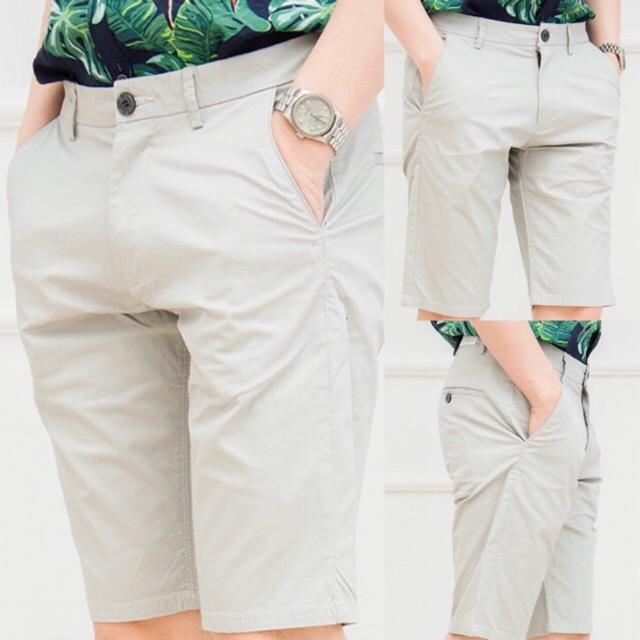Short kaki, thun cao cấp,co giãn. Phù hợp cho mọi lứa tuổi. TV chọn size màu chát shop nhé. Sỉ ib: 0909.574919