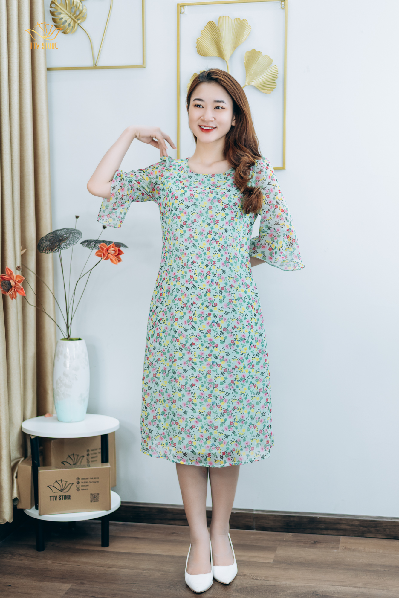 Đầm suông thiết kế trung niên cao cấp sang trọng Cổ tròn tay chuông màu Xanh hoa TTV STORE TTV1294