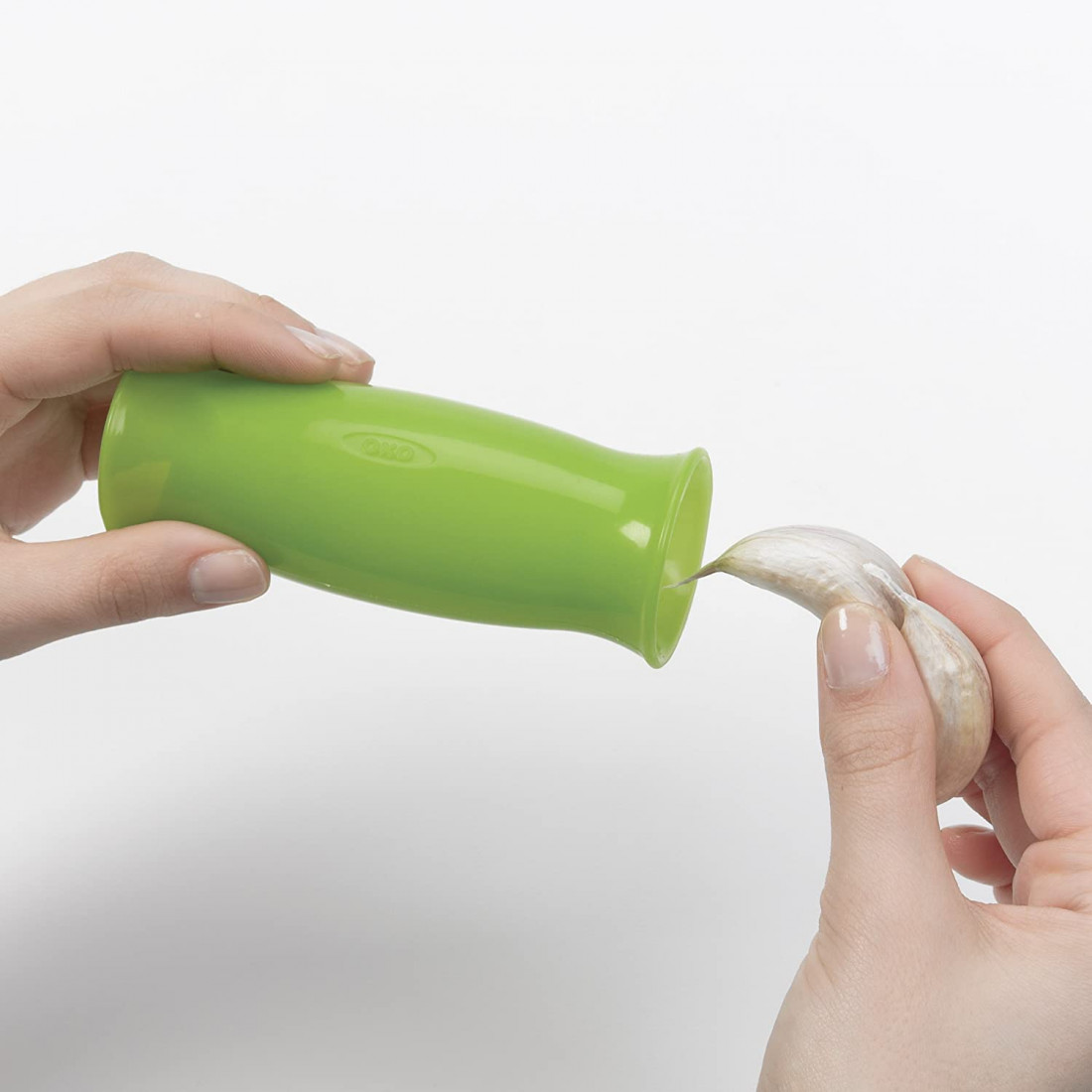 DỤNG CỤ BÓC VỎ TỎI OXO SILICONE