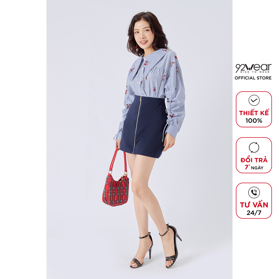 Áo sơ mi nữ dài tay 92WEAR, kẻ hoa tay rút dây trẻ trung, cá tính ASW1104