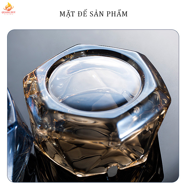 Gạt tàn thủy tinh thiết kế sang trọng hình dạng nét kim cương màu sắc sáng bóng lấp lánh