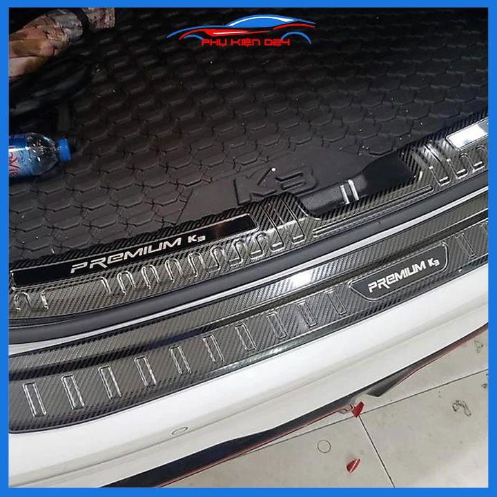 Ốp chống trầy cốp Kia K3 2021-2022-2023-2024 vân Cacbon dán bậc cốp chống trầy xước, trang trí xe hơi