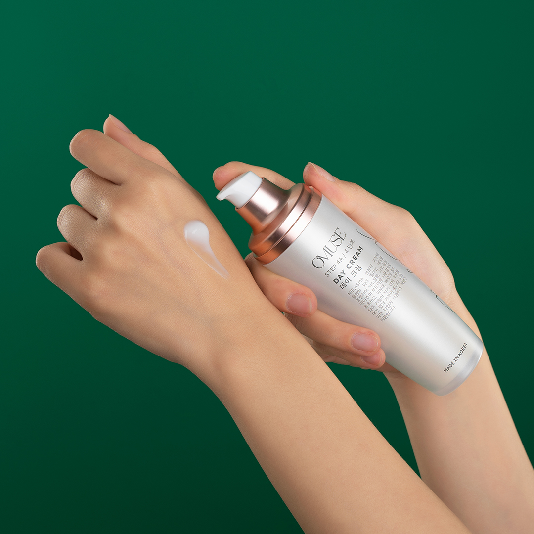 Bộ sản phẩm mờ nám và tàn nhang cơ bản OMUSE MelaV Cream 50g, Serum 30ml