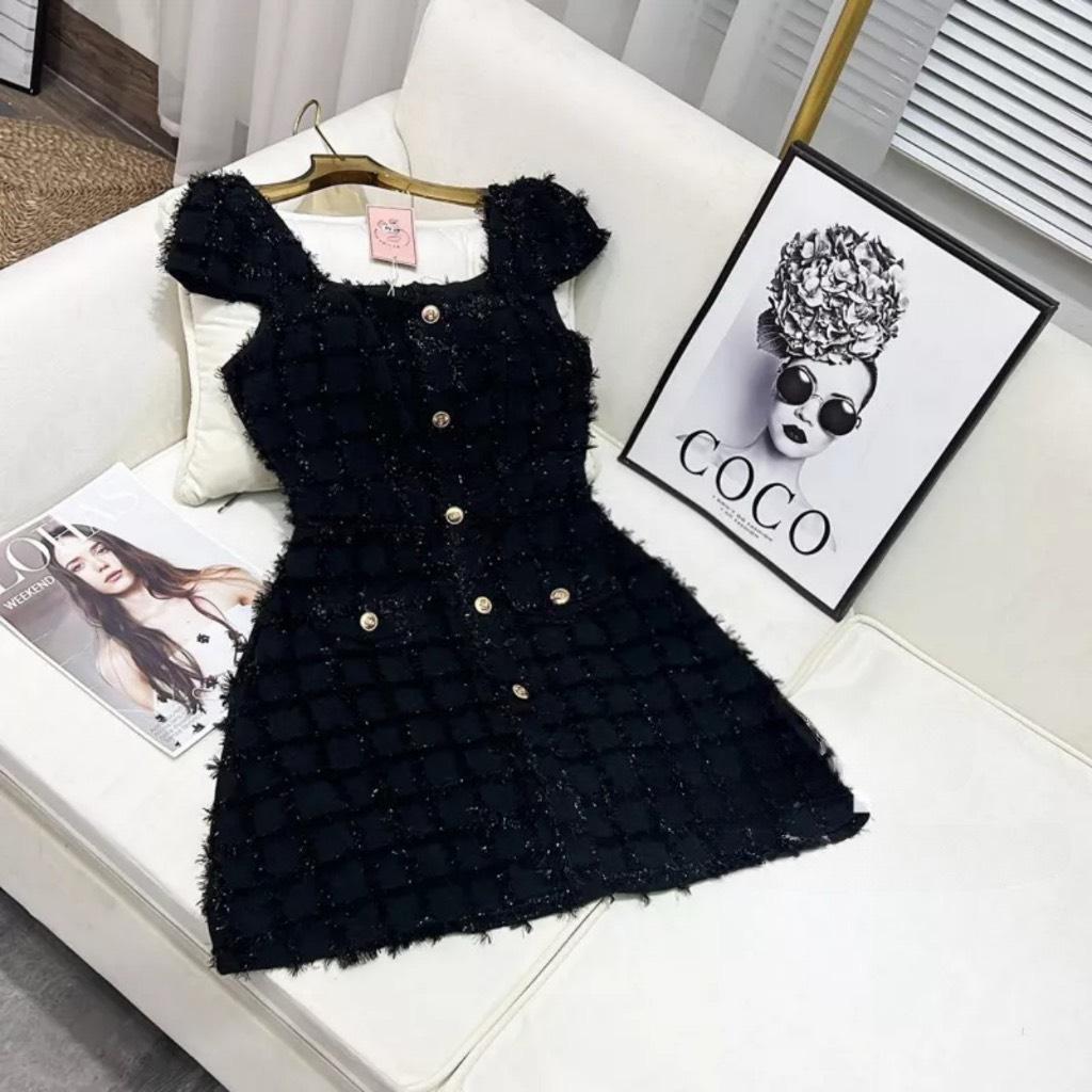 Đầm xoè cổ vuông ren 3d