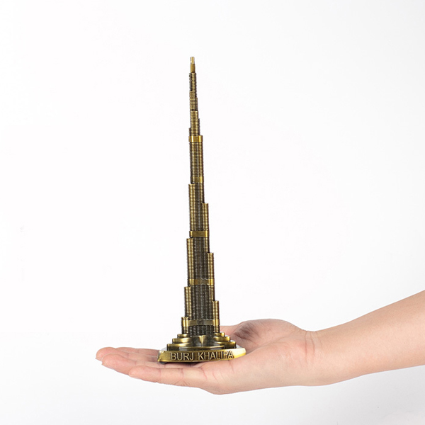 Mô hình nhà chọc trời Burj Khalifa cao 22 cm (Màu Vàng Rêu)