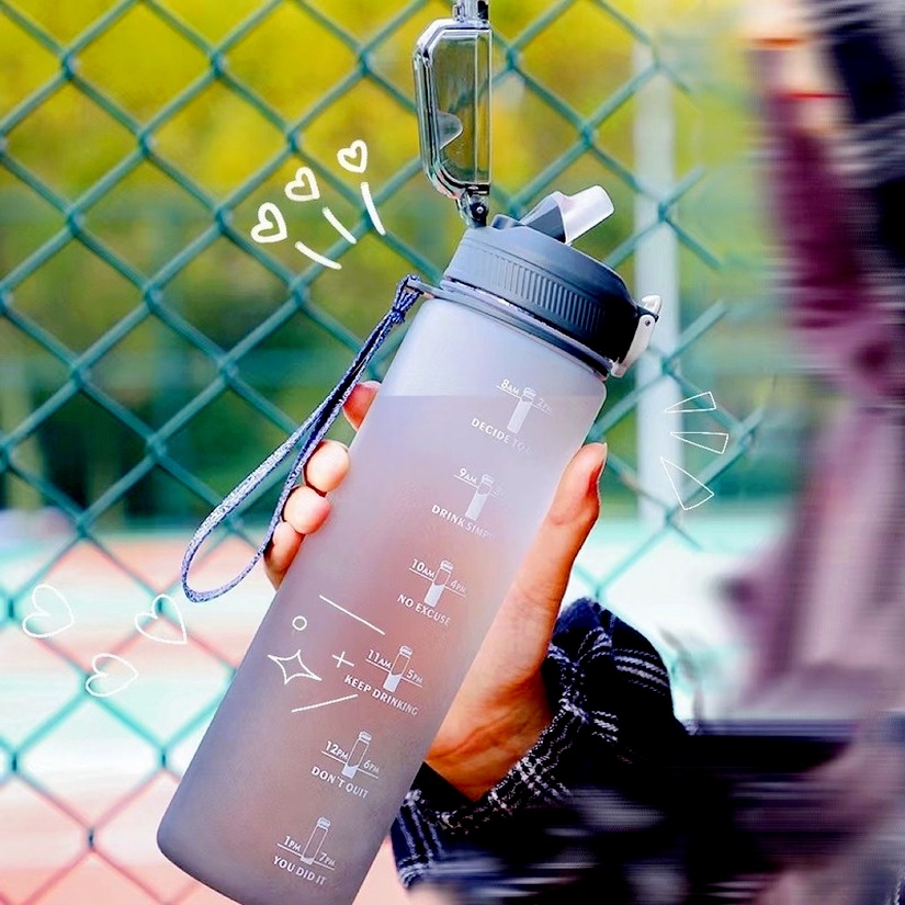Bình Đựng Nước Thể Thao 1000ML Kiểu Dáng Sporty Tiện Dụng Cung Cấp Đủ Nước Có Vạch Chia Nước 3D Thời Trang