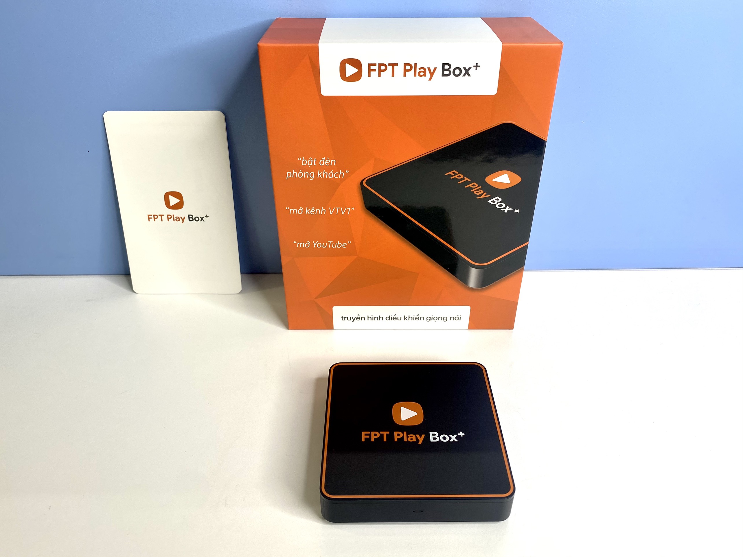 FPT Play Box RAM 1GB ĐIỀU KHIỂN GIỌNG NÓI,CHUỘT KHÔNG DÂY HÀNG CHÍNH HÃNG.