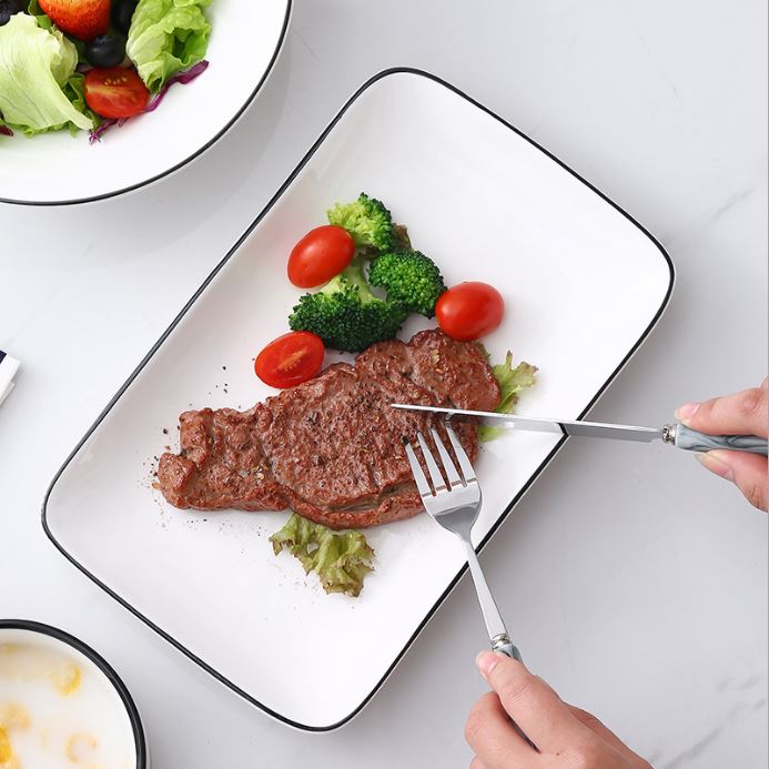 Set bàn ăn Trắng viền đen phong cách Bắc Âu