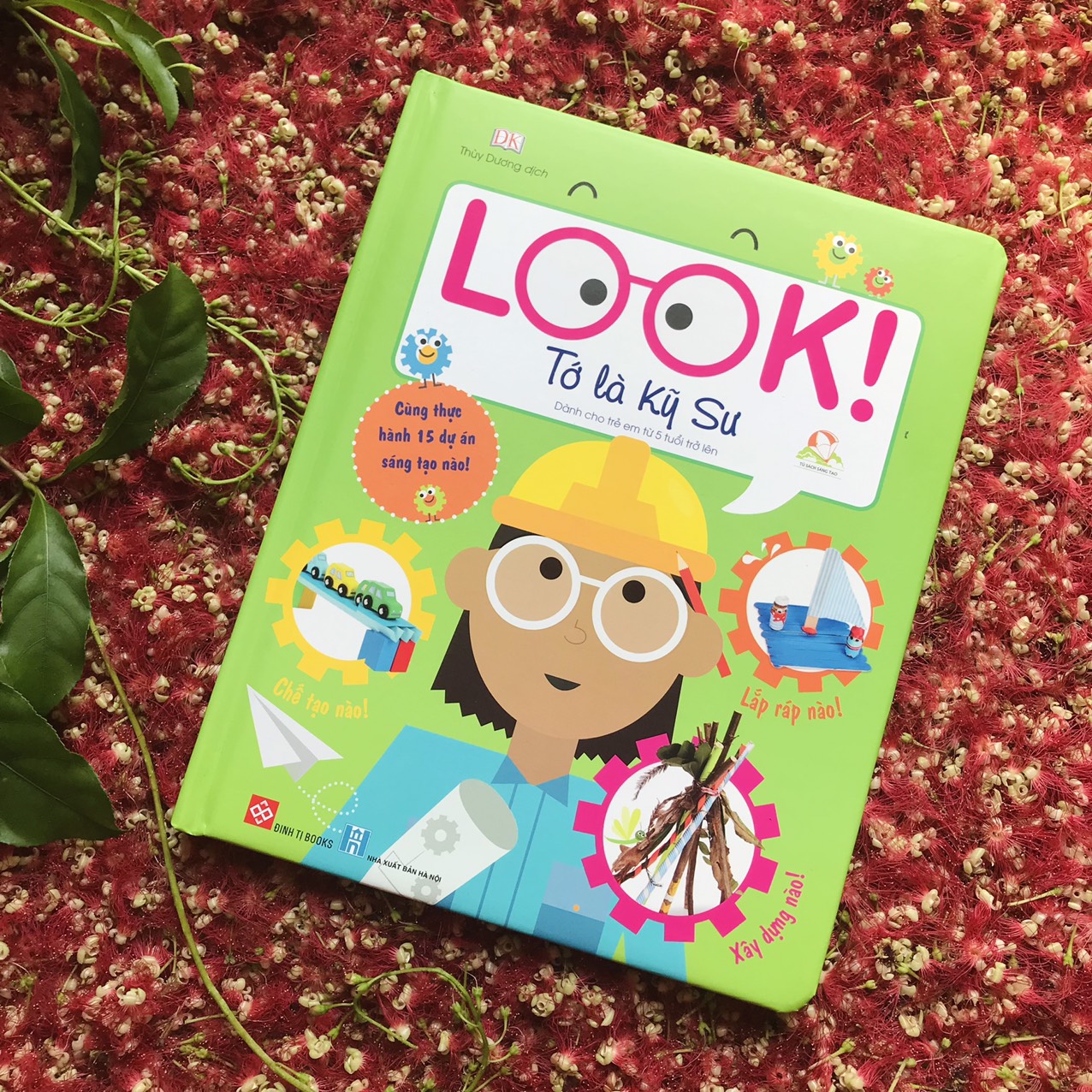 Combo 3 cuốn sách hấp dẫn bạn đọc trẻ: Look! - Tớ là kỹ sư + Look! - Tớ là đầu bếp + Look! - Tớ là nhà khoa học
