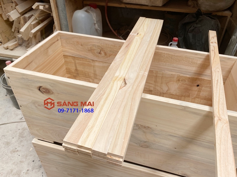 Thanh gỗ thông 1cm x 3cm x dài 80cm + láng mịn 4 mặt