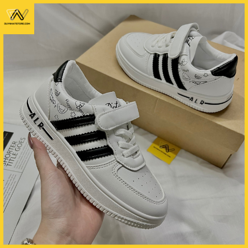 Giày Thể Thao Em Bé Gái Trai 3 Sọc Nhiều Màu Trắng Đen Đẹp Duy Nhật Store Uzzang Đẹp Êm Sneaker Bata Size Lớn Dán Dây