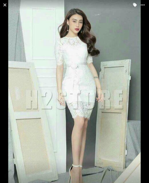 Đầm body ren kèm hoa eo