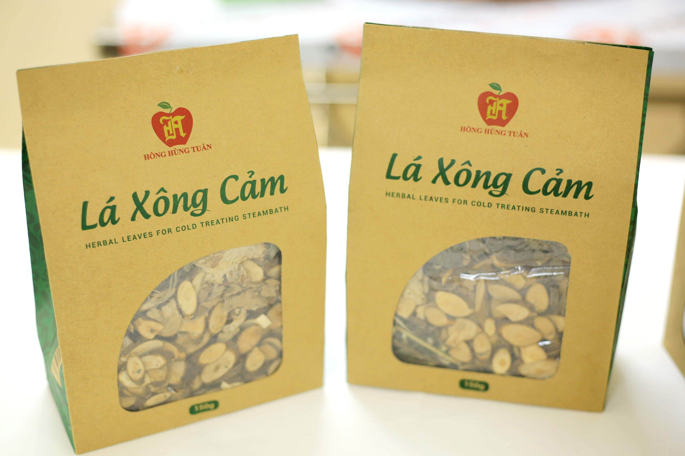 Lá Xông Thảo Dược Độc Quyền 150g Hồng Hùng Tuấn – Xông Hơi Giải Cảm Tại Nhà, Thư Giãn, Giảm Mệt Mỏi