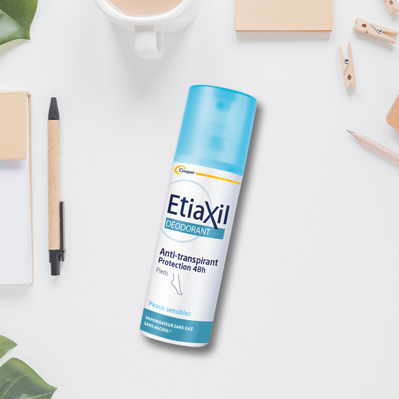 Xịt Khử Mùi Chân ETIAXIL Déodorant Anti-Transpirant 48h Pieds + Tặng 1 Móc Khóa Nhựa 2 Mặt
