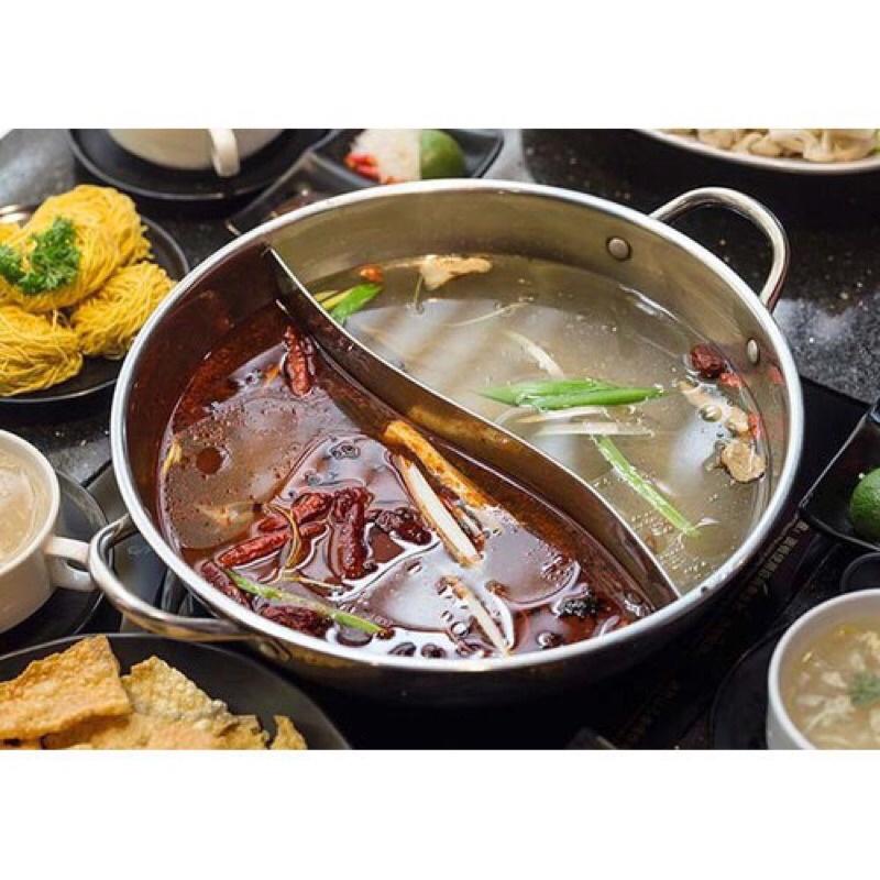 Nồi lẩu inox 2 ngăn aize 32cm có nắp kính cao cấp.