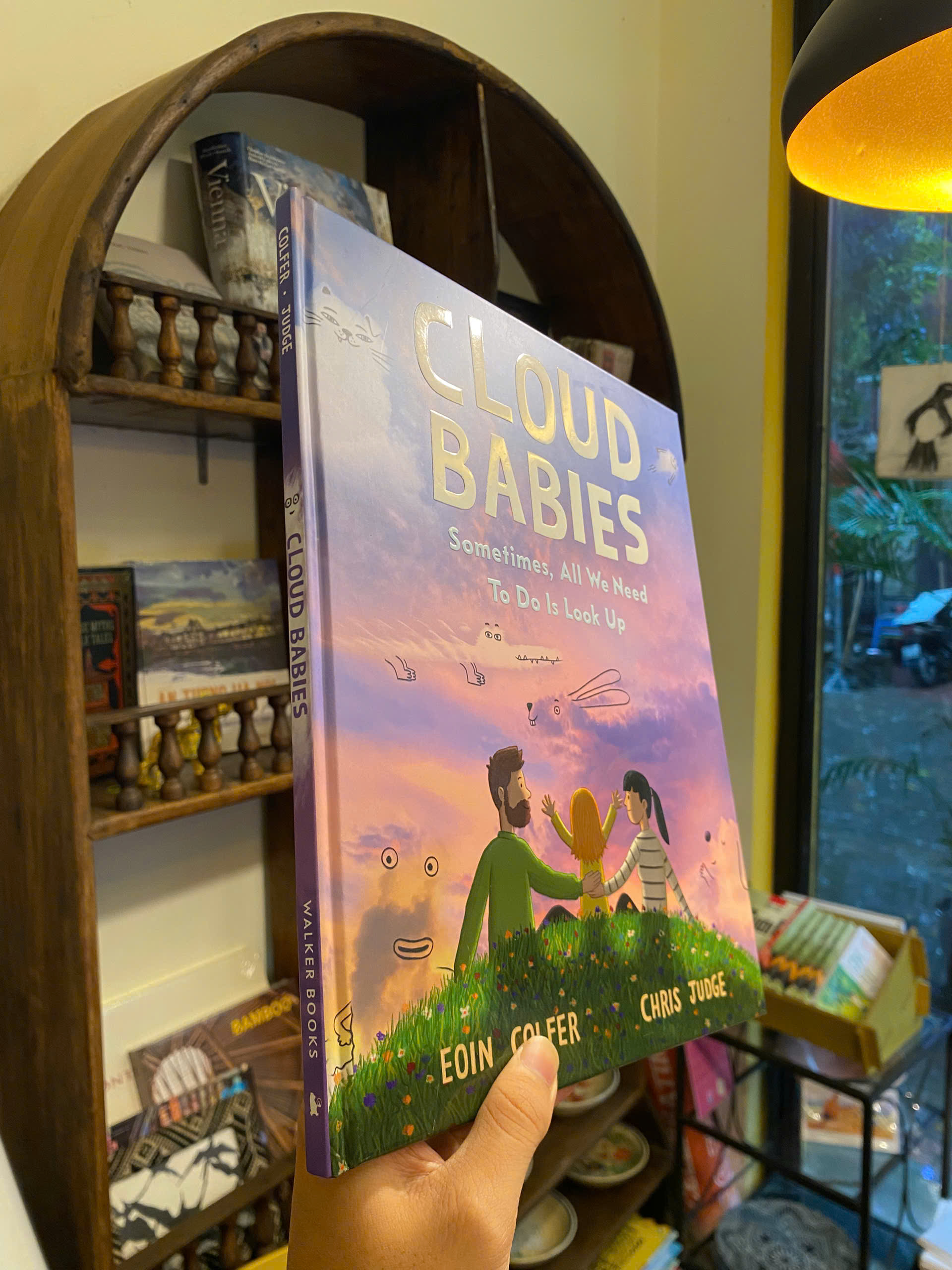 Sách - Cloud Babies by Eoin Colfer | Children's Picture Book - Sách ngoại văn nhập khẩu