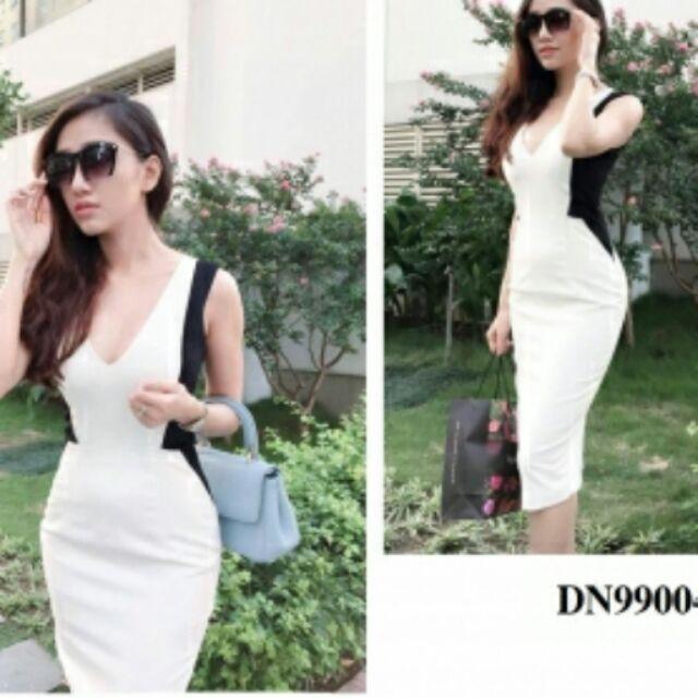 Đầm phối đen ngực sâu