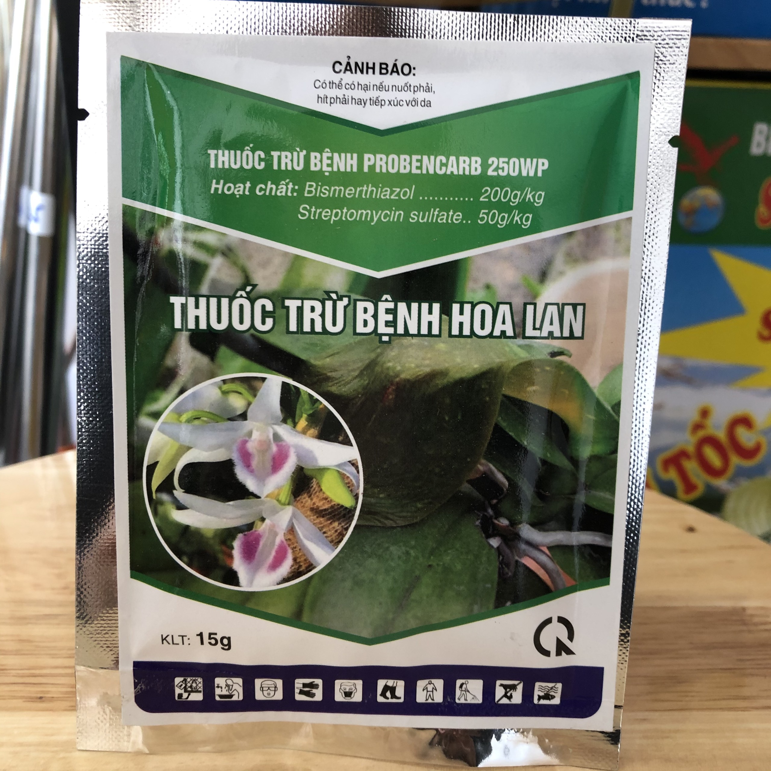 Trừ nấm bệnh hoa lan ; trừ bệnh thối nhũn hoa lan; trừ bệnh đốm lá hoa lan; trừ bệnh thối hạch hoa lan; trừ bệnh đen thân hoa lan; trừ bệnh đốm nâu hoa lan