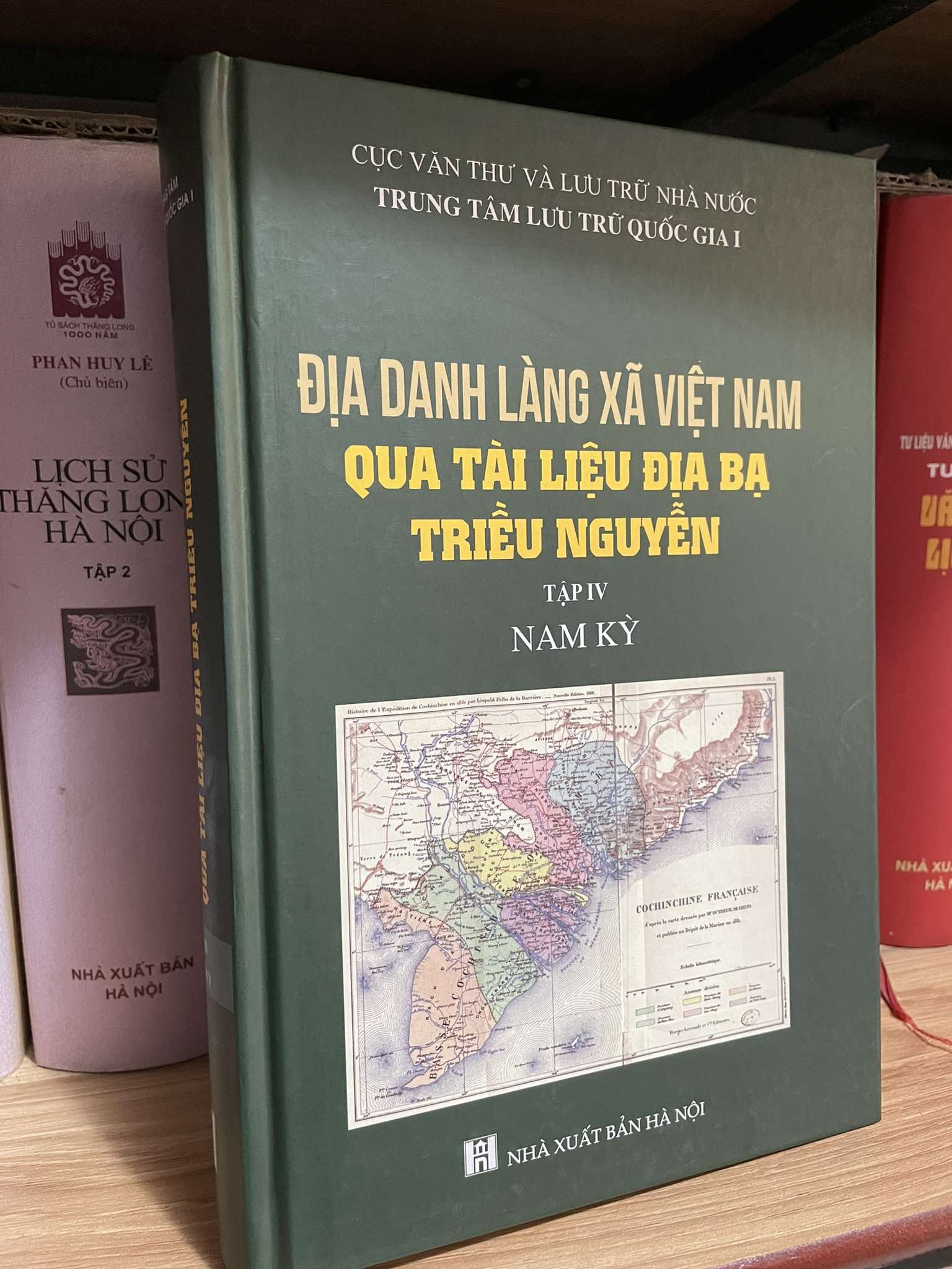 ĐỊA DANH LÀNG XÃ VIỆT NAM QUA TÀI LIỆU ĐỊA BẠ TRIỀU NGUYỄN: NAM KỲ