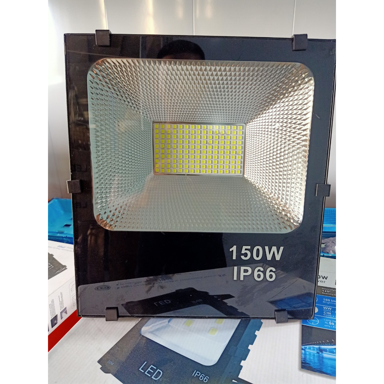 Đèn pha led 150w chip smd ánh sáng trắng siêu sáng