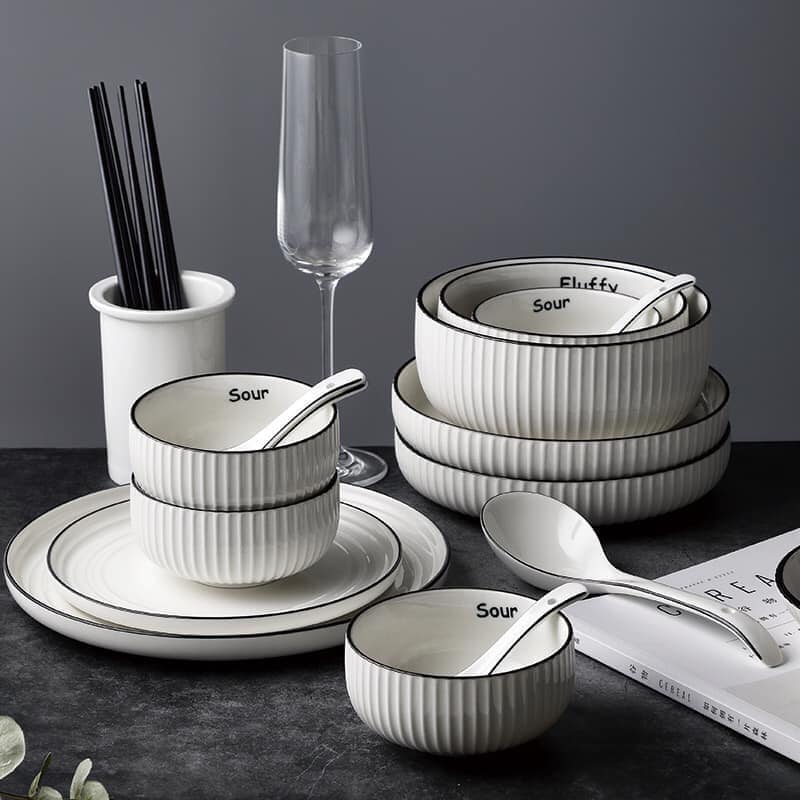 Set trắng vân sọc 46 chi tiết phong cách Bắc Âu cho 8 người