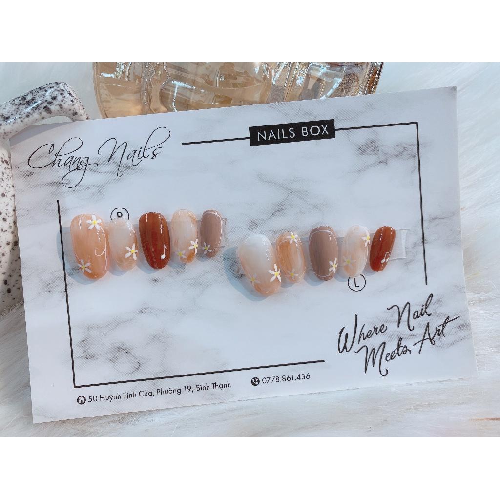 Chang Nails - Nail Box thiết kế thủ công - Sơn Ombre, họa tiết hoa nhẹ nhàng