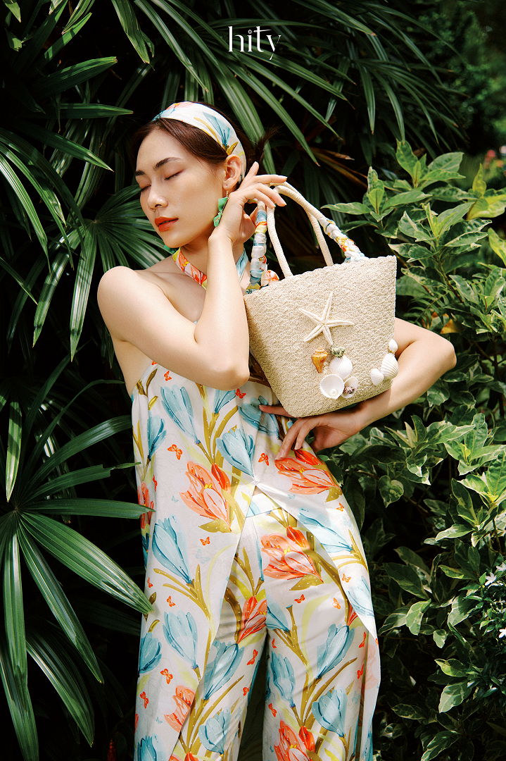 Đầm Bộ Cổ Yếm Tulips DRE230 thời trang thiết kế Hity