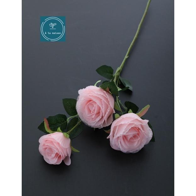 Cành hoa hồng lai từ lụa nhún mềm mại nhẹ nhàng, hoa lụa cao cấp, hoa cô dâu